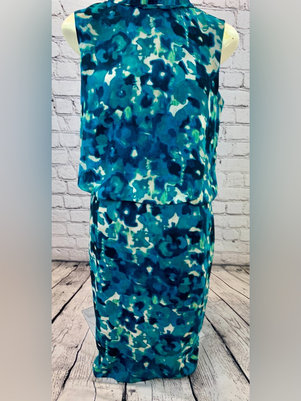 Jones New York Teal and Blue Floral Midi Dress
